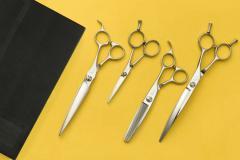 Pet Trimming K9
人気! Four Trim Set
ペット・トリミング シザー セット